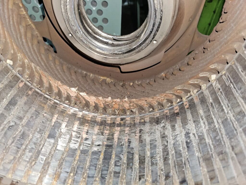 Rubbed stator